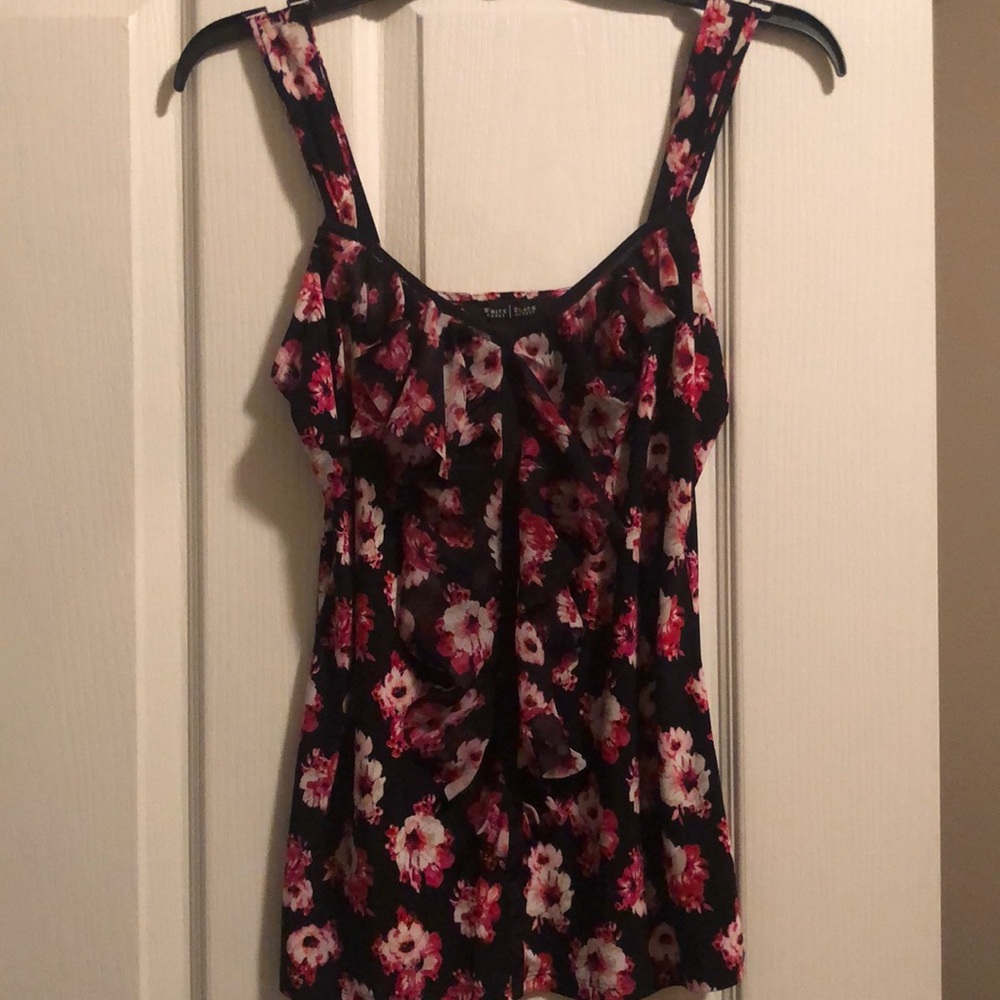 HP🎉 WHBM pink/red floral top, Small